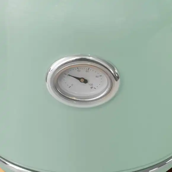 Dunelm Retro 1.7L 3KW Seafoam Jug Kettle 5 Dunelm Retro 1.7L 3KW Seafoam Jug Kettle - Image 3