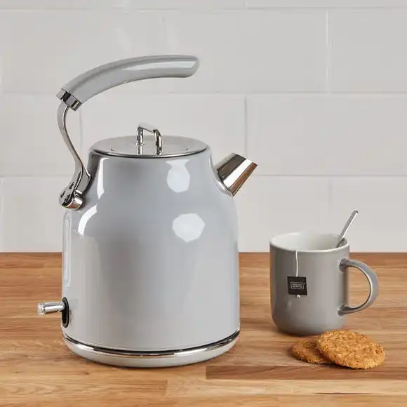 Dunelm Retro 1.7L 3KW Grey Kettle 5 Dunelm Retro 1.7L 3KW Grey Kettle - Image 3