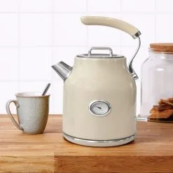 Dunelm Retro 1.7L 3KW Cream Jug Kettle