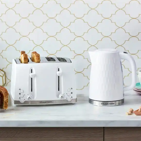 Russell Hobbs Honeycomb 4 Slice Toaster White 4 Russell Hobbs Honeycomb 4 Slice Toaster White - Image 2