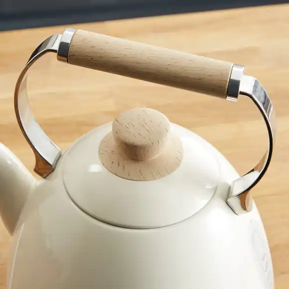 Churchgate Chilcote Country Cream Kettle 1.7L 5 Churchgate Chilcote Country Cream Kettle 1.7L - Image 3